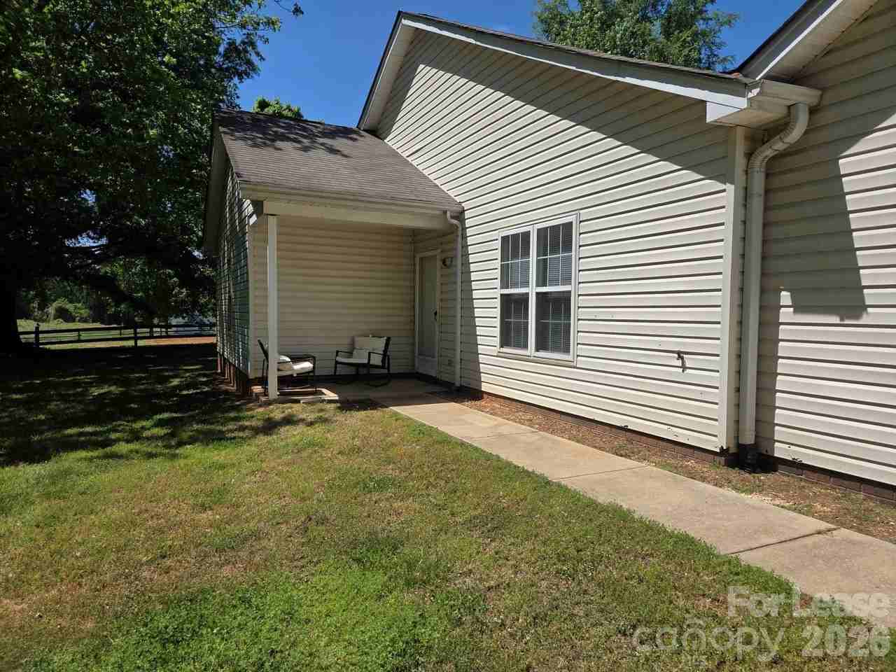 111 Clodfelter Rd - Photo 2 of 16