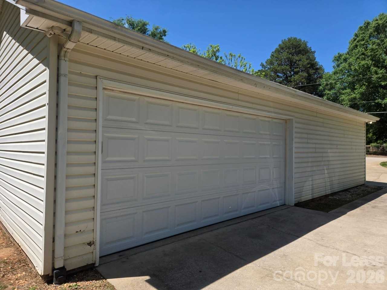 111 Clodfelter Rd - Photo 3 of 16