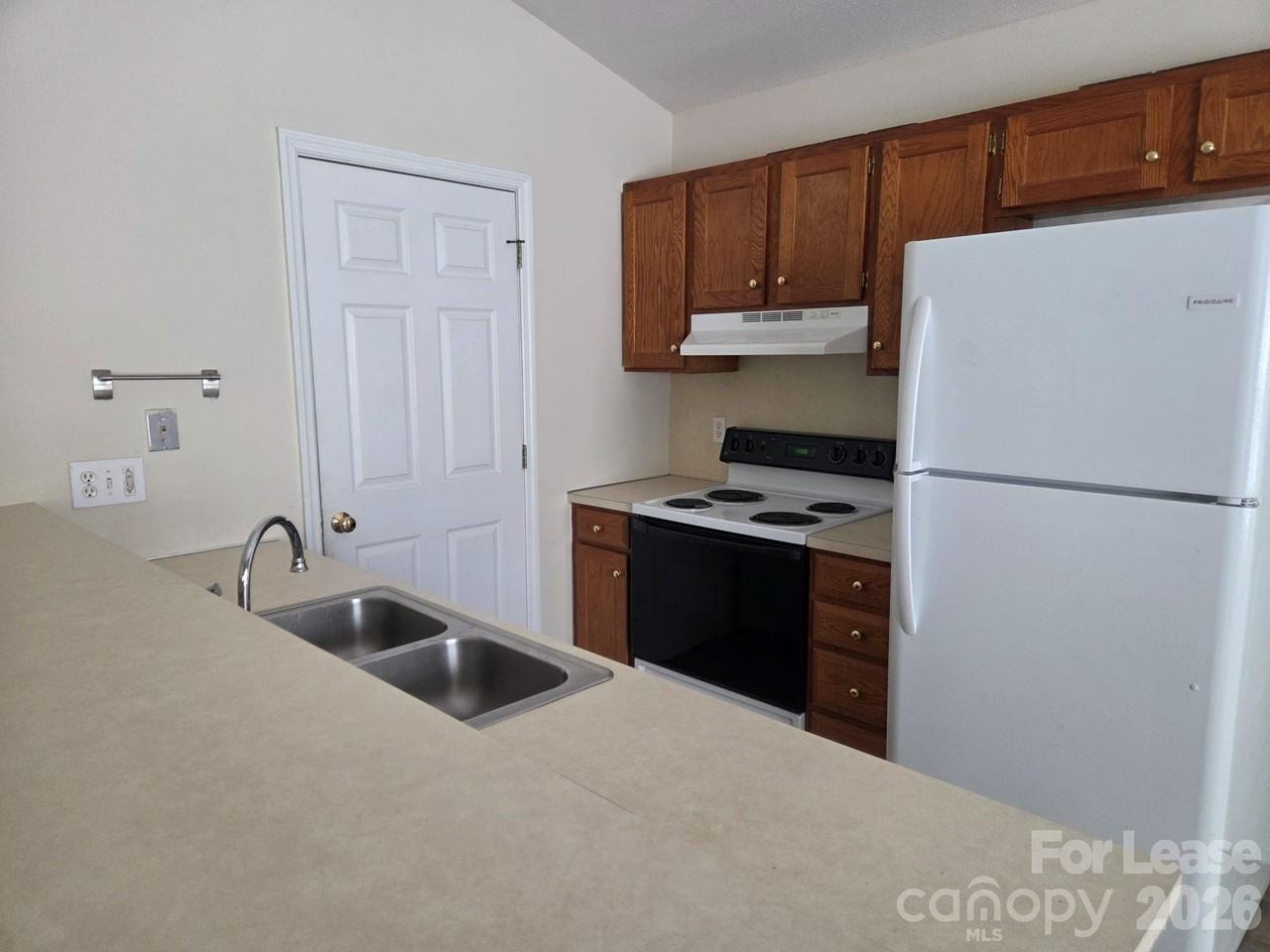 111 Clodfelter Rd - Photo 6 of 16