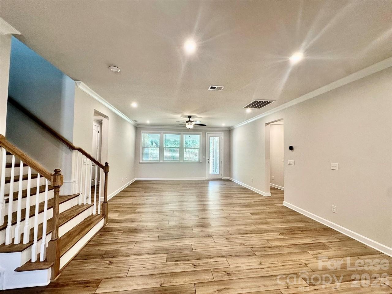 9650 Liberty Hill Dr - Photo 5 of 43