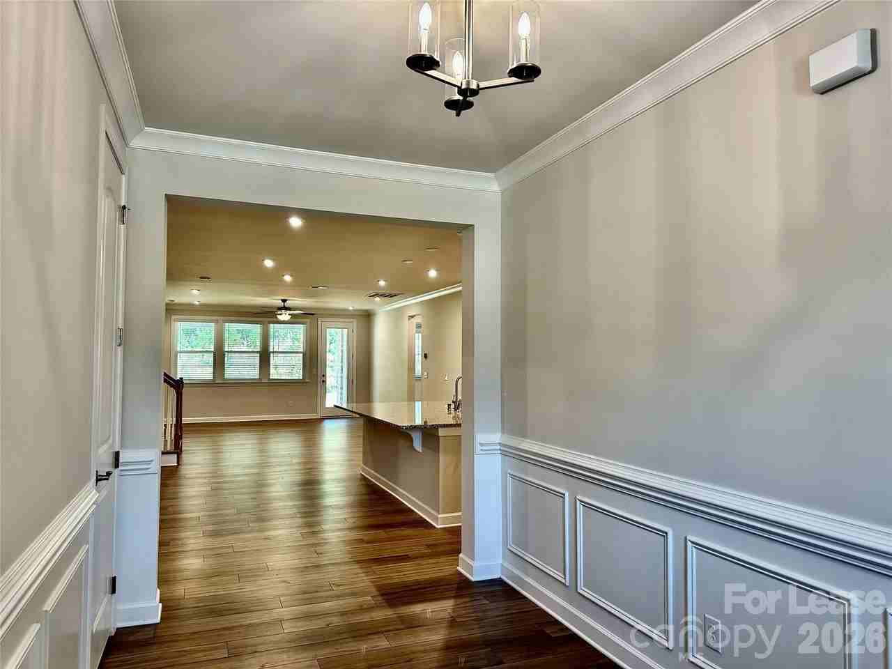 9650 Liberty Hill Dr - Photo 6 of 43