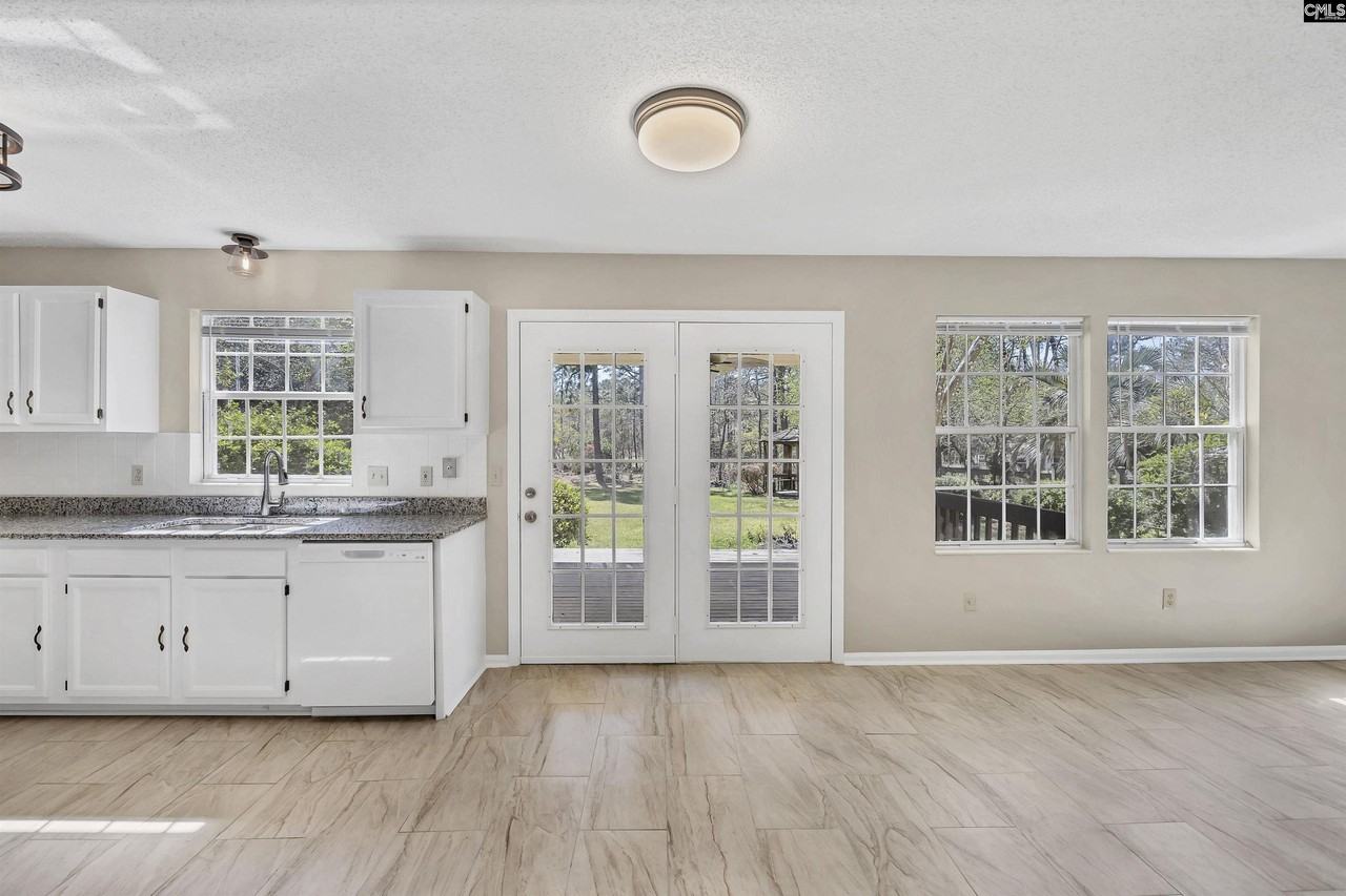 605 N Donar Dr - Photo 6 of 36