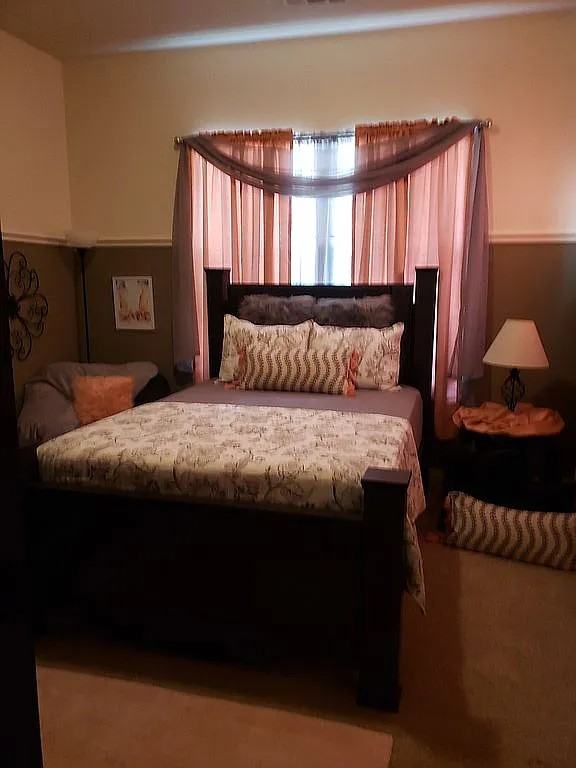 1605 Brook Glen Drive - Photo 2 of 19