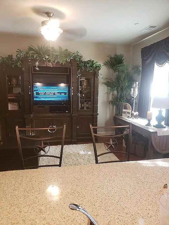 1605 Brook Glen Drive - Photo 3 of 19