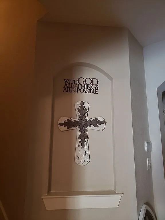 1605 Brook Glen Drive - Photo 5 of 19