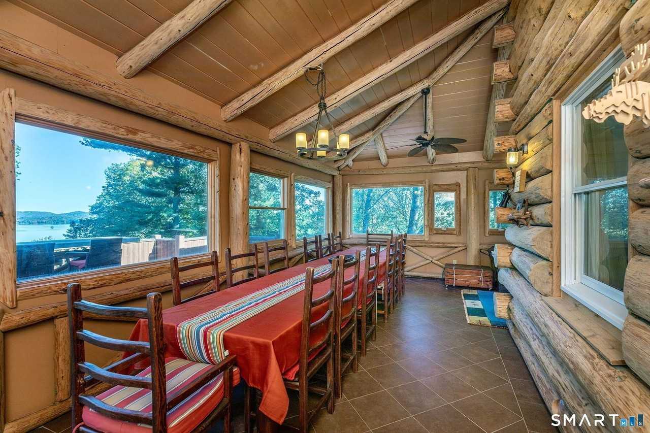 28 Fox Run - Photo 7 of 24