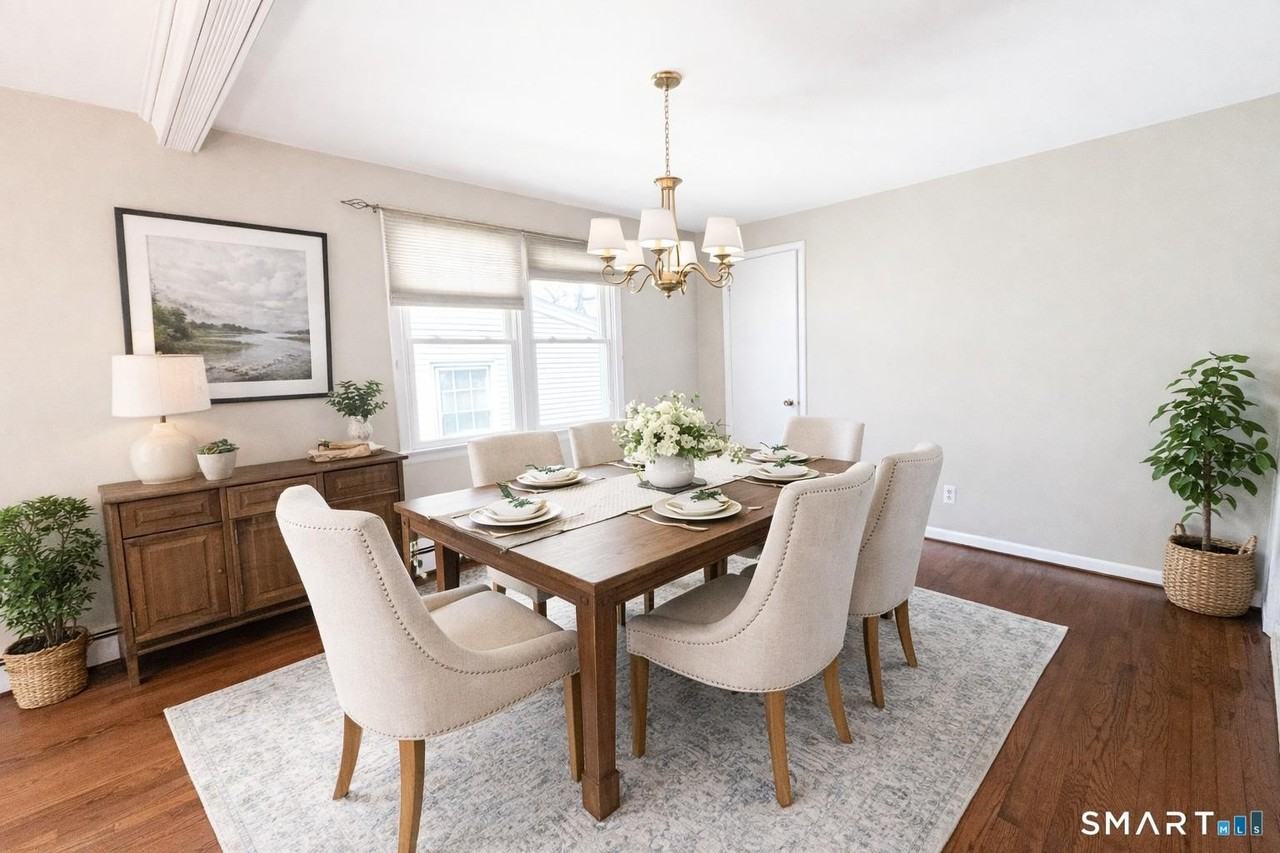 732 Tunxis Hill Rd - Photo 4 of 21