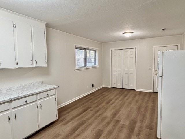 902 Post Oak Dr - Photo 4 of 8