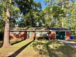 featured image of 643 S Park Ave