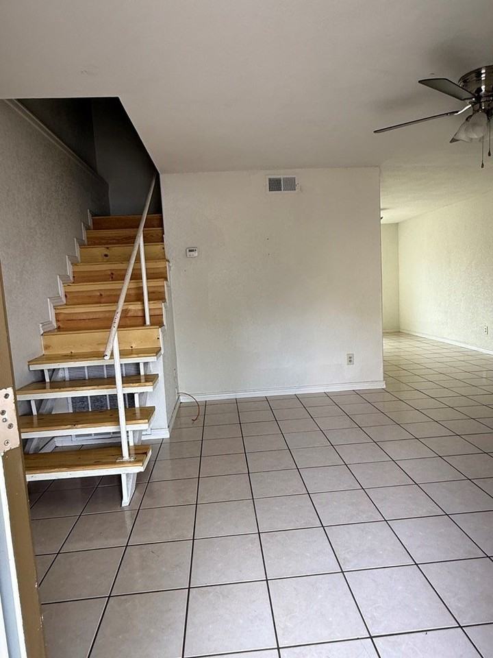 800 N Bibb Ave Apt 872 - Photo 2 of 18