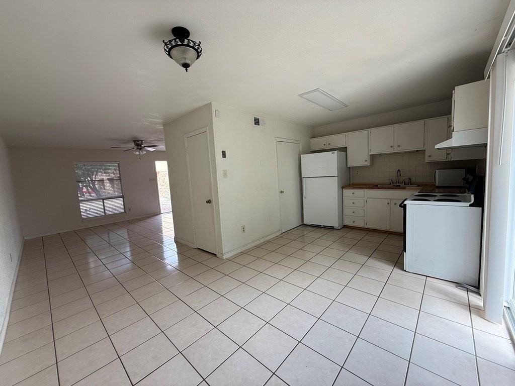 800 N Bibb Ave Apt 872 - Photo 5 of 18