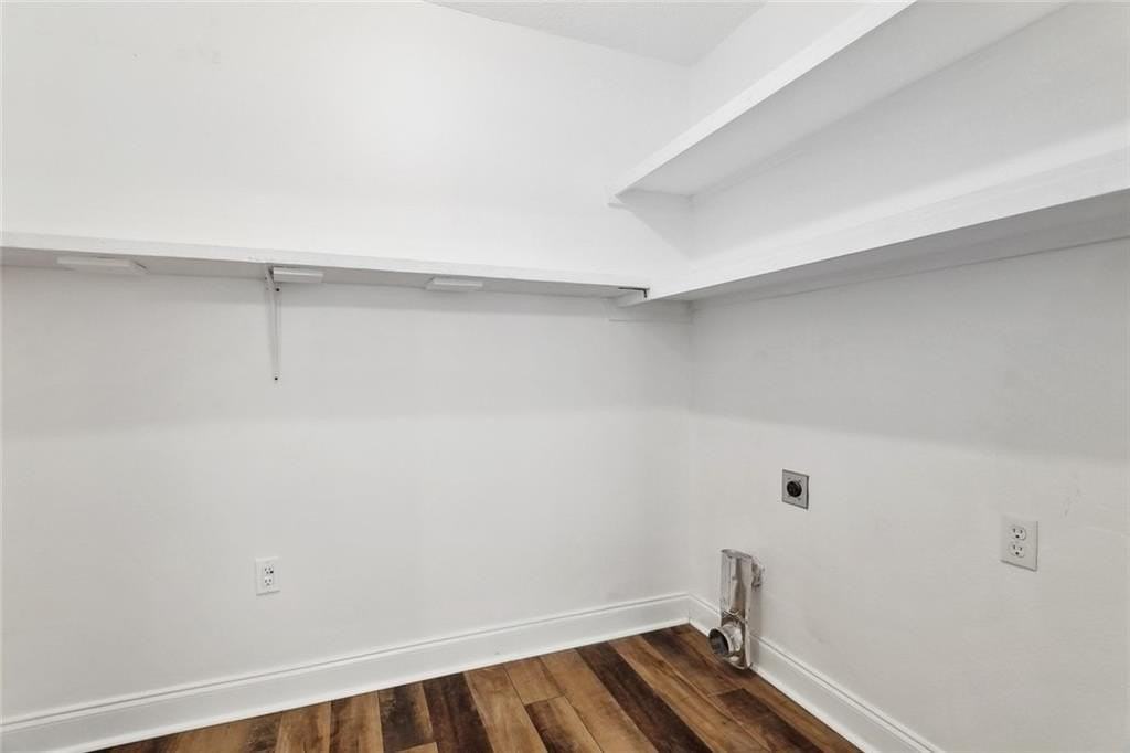 3304 Bridge Dr - Photo 7 of 17