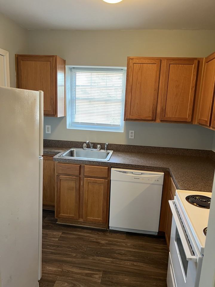 2367 Cascade Rd Sw #1 - Photo 4 of 13