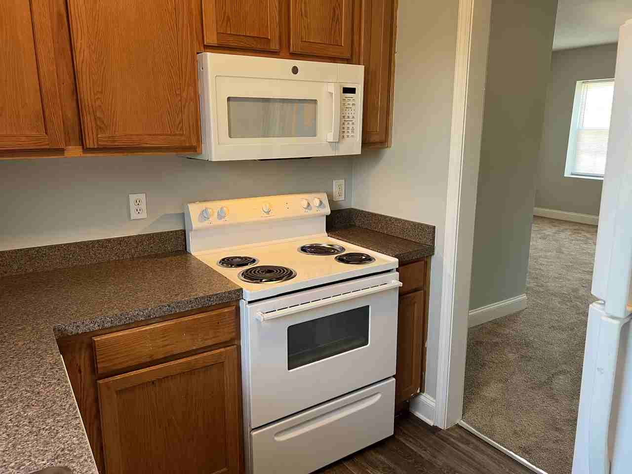 2367 Cascade Rd Sw #1 - Photo 5 of 13