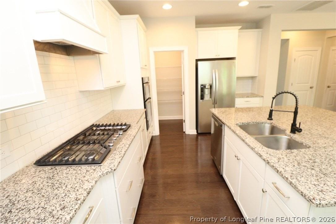 240 Mystwood Hollow Cir - Photo 7 of 50