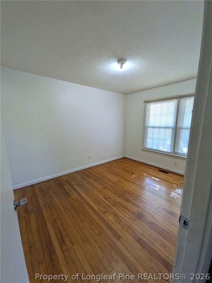 1403 Mack St - Photo 6 of 15