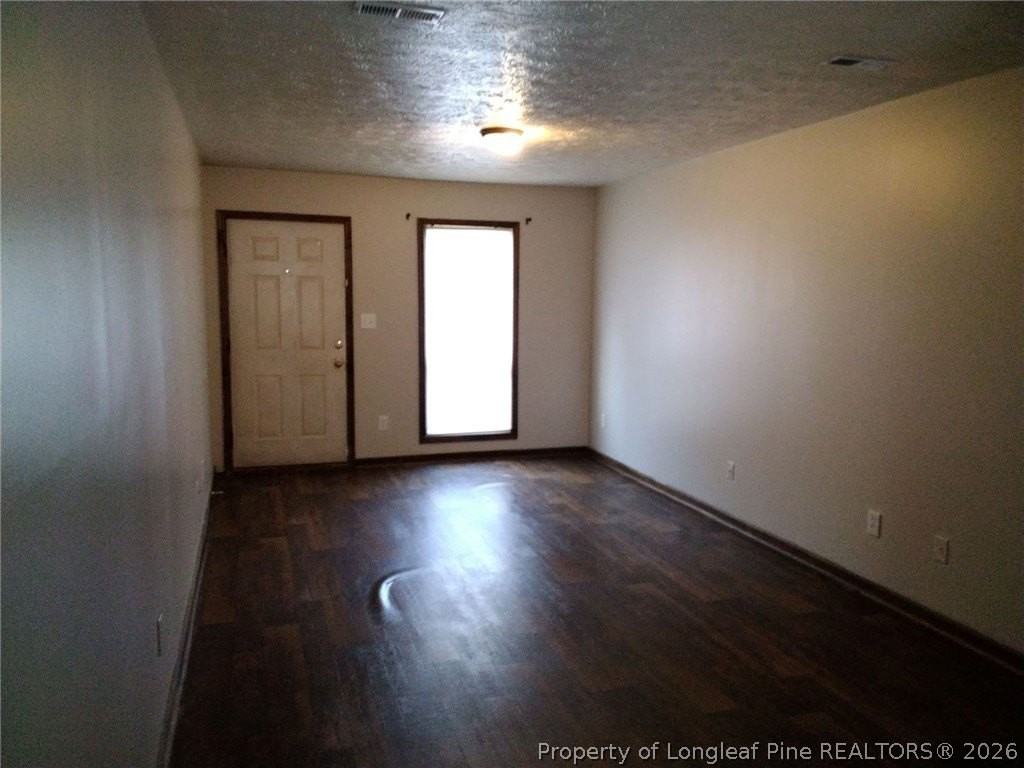 1842 Frankie Ave - Photo 4 of 7