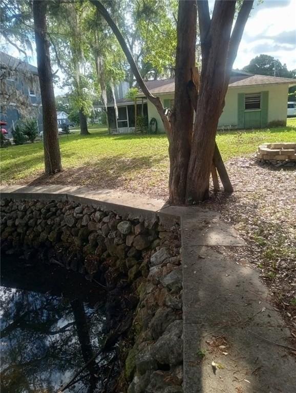 1701 Nw 22nd St - Photo 3 of 9