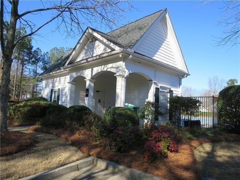 10055 Lauren Hall Ct - Photo 4 of 50