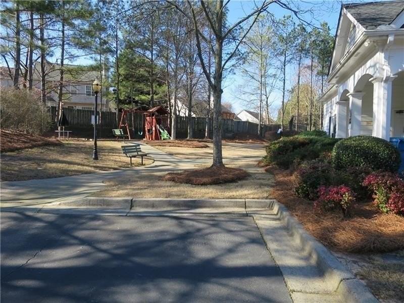 10055 Lauren Hall Ct - Photo 6 of 50