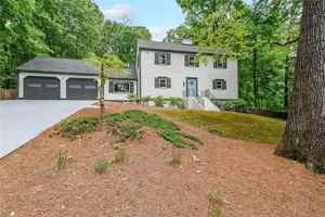 featured image of 9805 Buice Rd