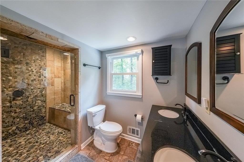 9805 Buice Rd - Photo 4 of 7