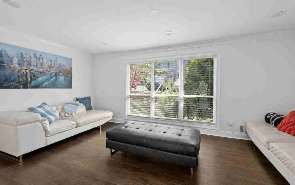 1744 Woodcliff Pl Ne - Photo 5 of 32