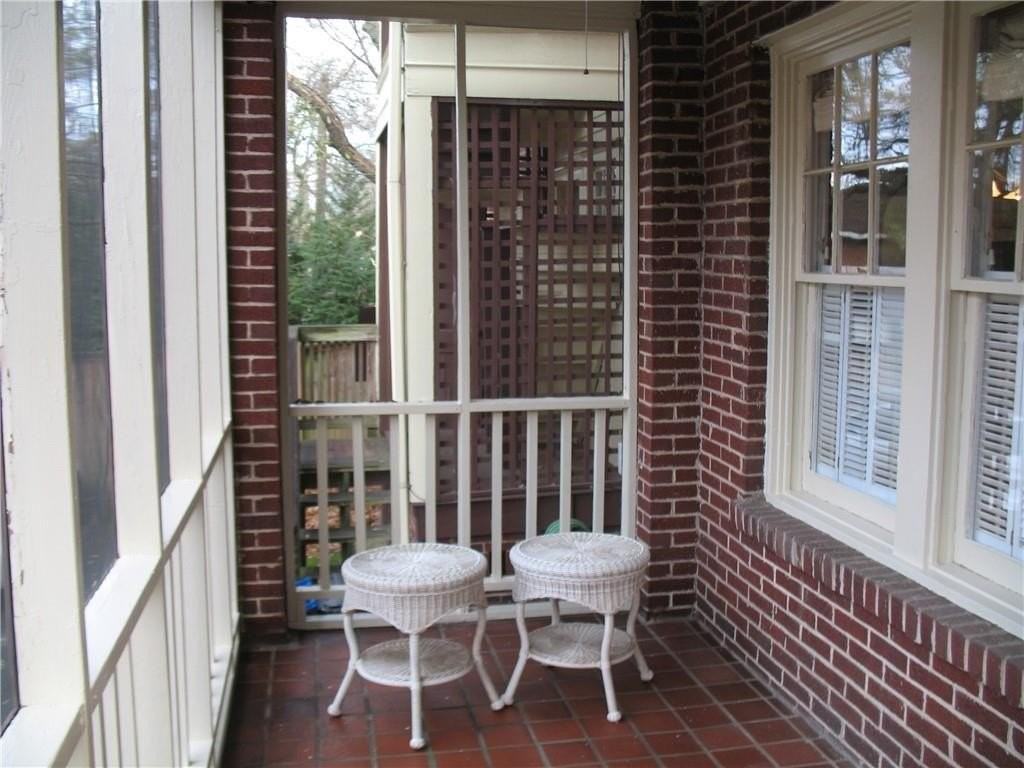 789 Frederica St Ne #3 - Photo 6 of 29