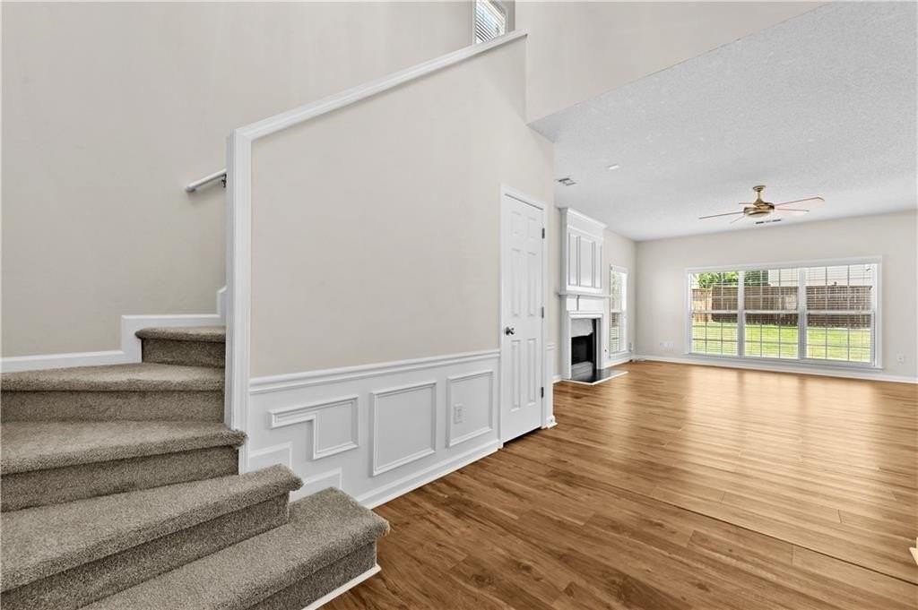 9005 Ruel Ln - Photo 6 of 38