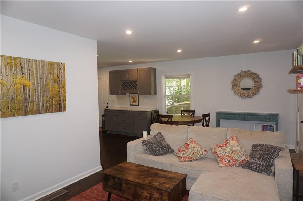 2163 Lilac Ln - Photo 6 of 25