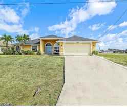 923 Sw 28th Ter - Photo 1 of 1