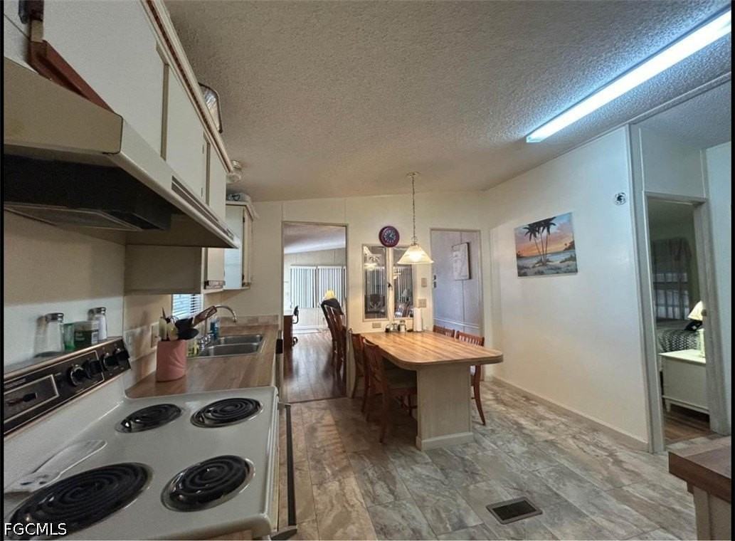 571 Sunrise Ln - Photo 7 of 12