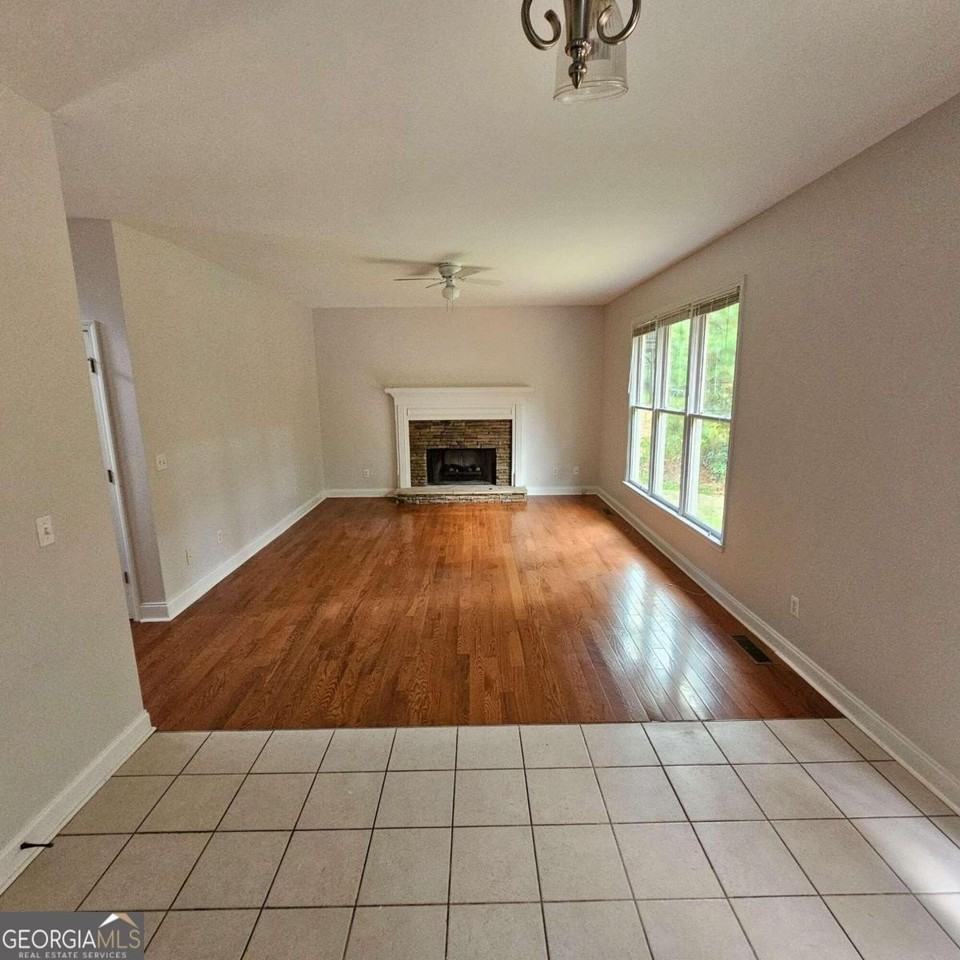 6141 Long Shore Dr - Photo 5 of 20