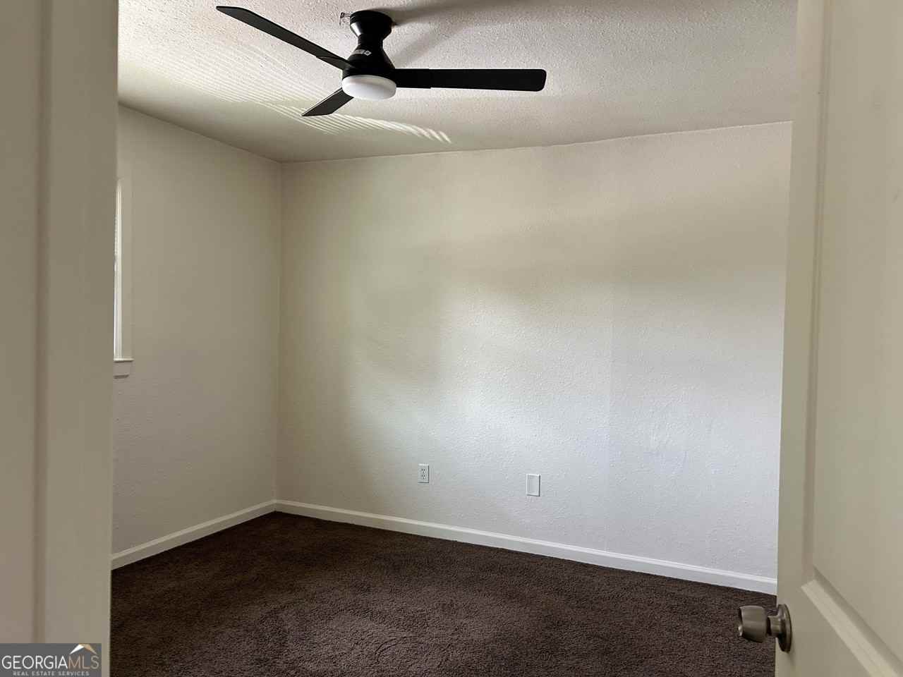 608 N College Dr - Photo 5 of 7