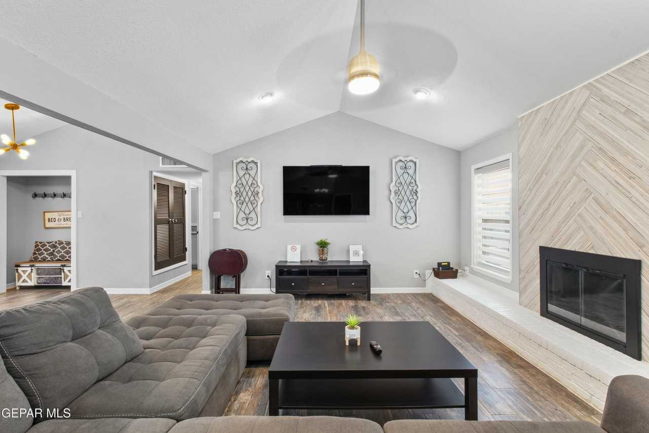 3709 Talent Way - Photo 2 of 35