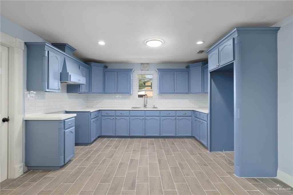 523 N 19th Ave - Photo 6 of 25