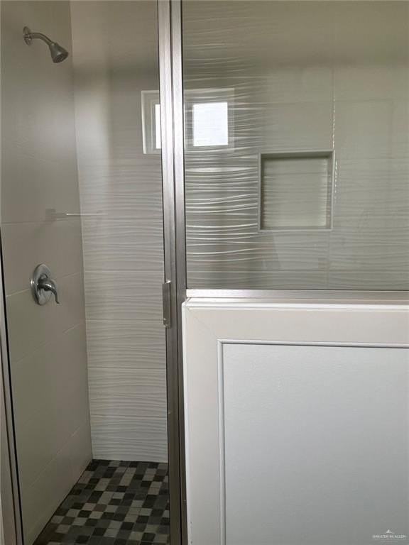 12508 N 40th St #3 - Photo 5 of 10