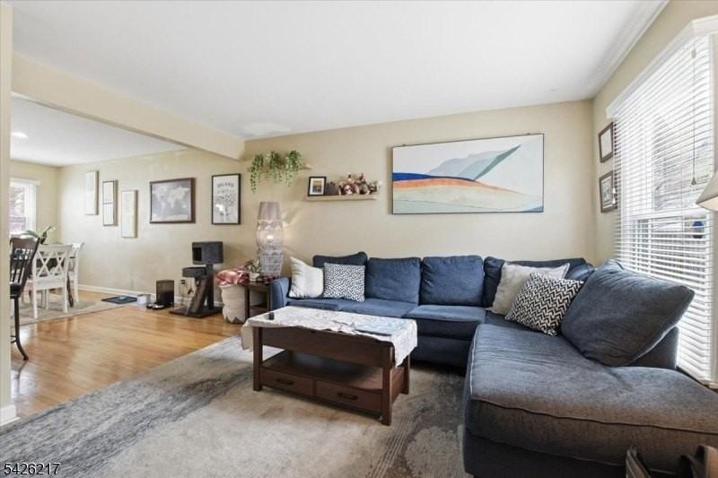 23A Doremus St - Photo 3 of 20