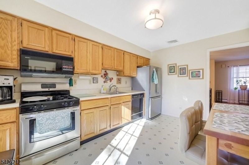 68 Colgate Ave - Photo 7 of 14