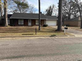 featured image of 901 Corey Dr