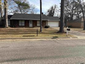 901 Corey Dr - Photo 1 of 1