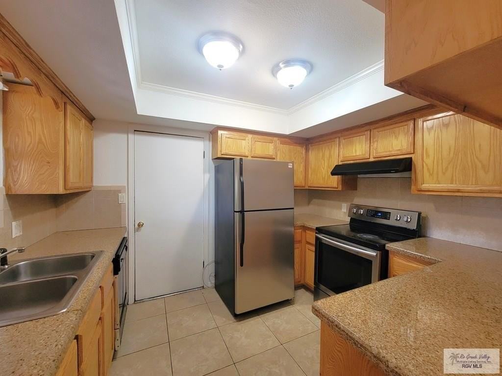 2802 Mariposa Ln - Photo 4 of 10