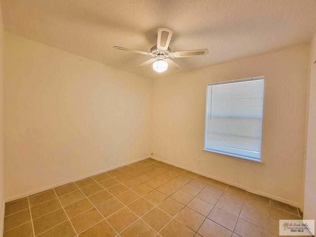 2802 Mariposa Ln - Photo 6 of 10