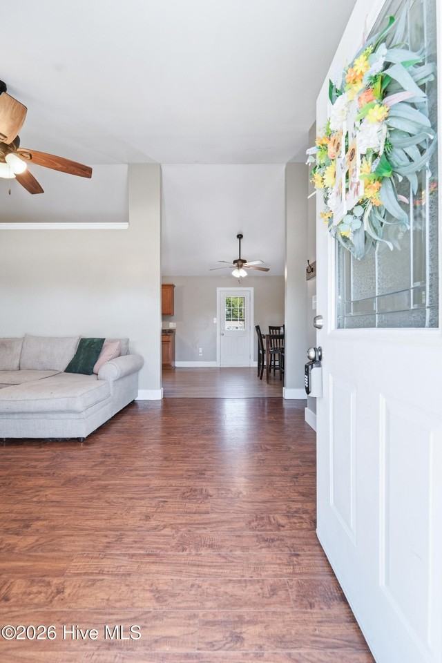 304 Rowland Ct - Photo 2 of 22