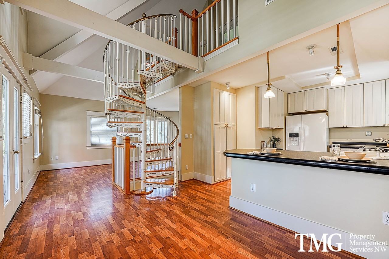 1628 Se Ladd Ave - Photo 5 of 32