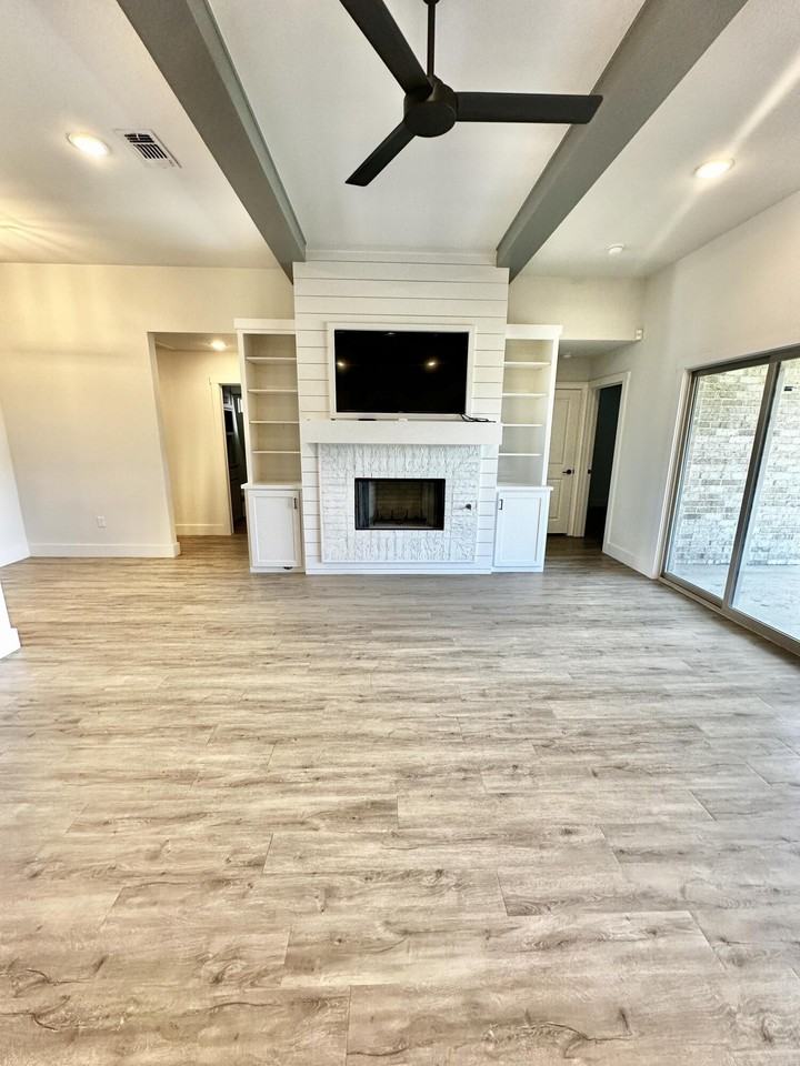 6954 22nd Pl - Photo 5 of 30