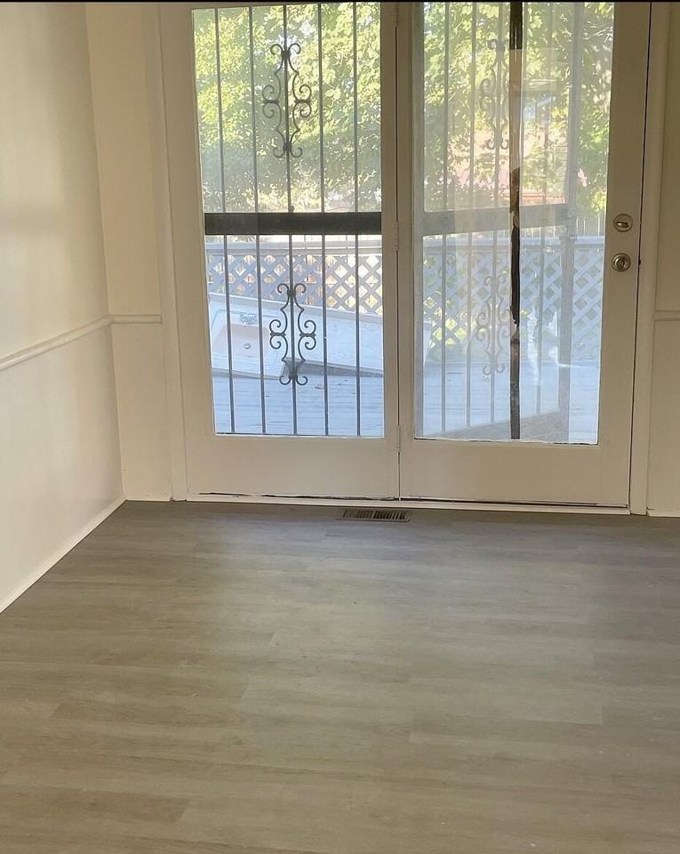 1653 Brittany Ln - Photo 3 of 6