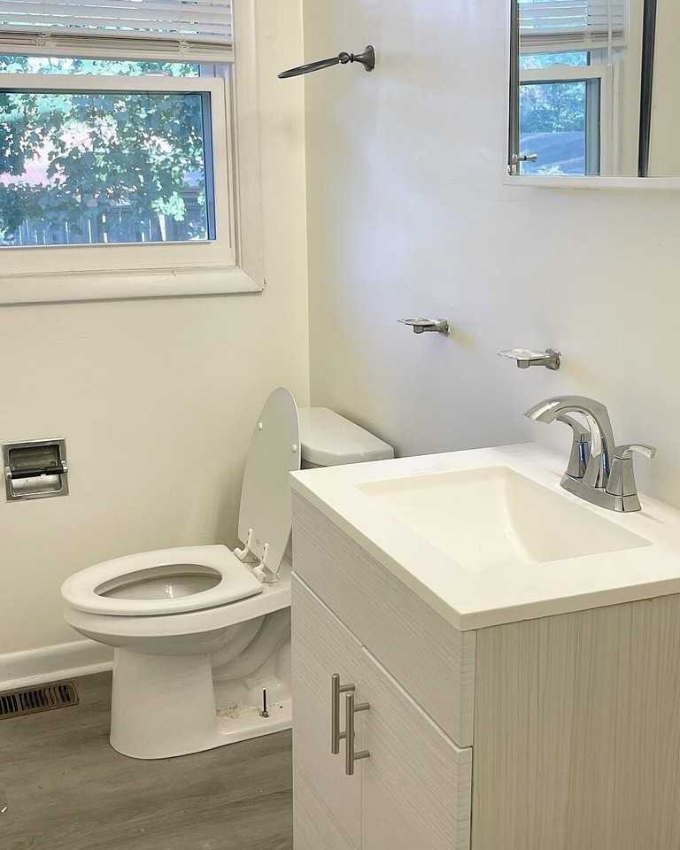 1653 Brittany Ln - Photo 6 of 6