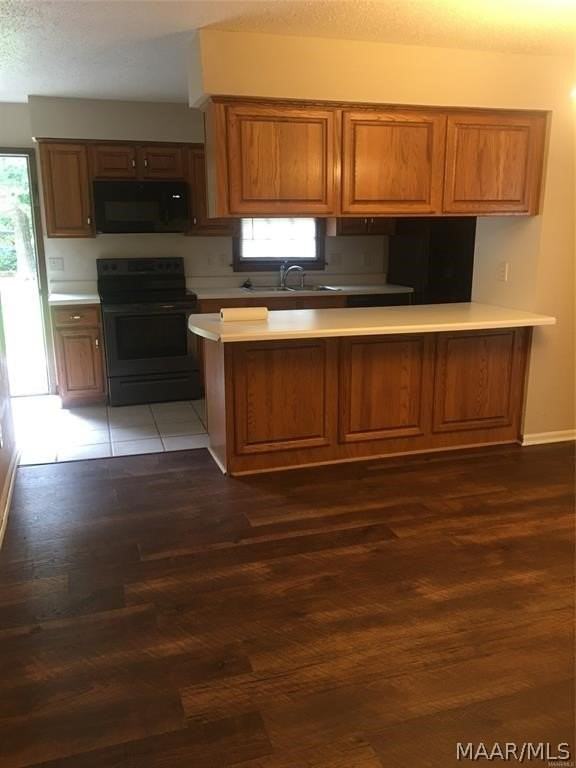 1219 Lyman Ct - Photo 5 of 12