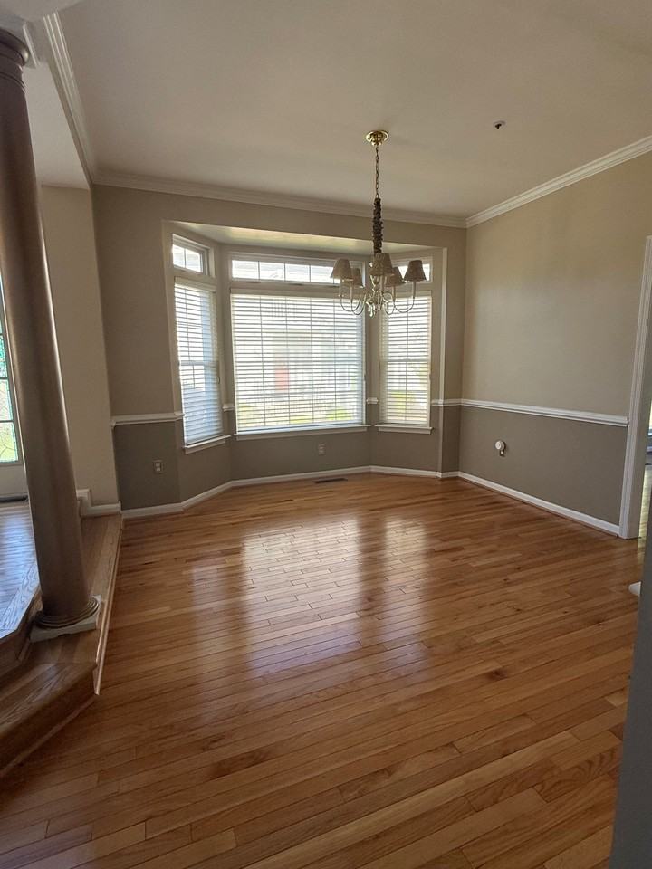 2037 Woodshade Ct #1 - Photo 4 of 20